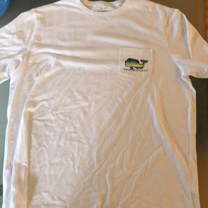 Vineyard vines t shirt never worn